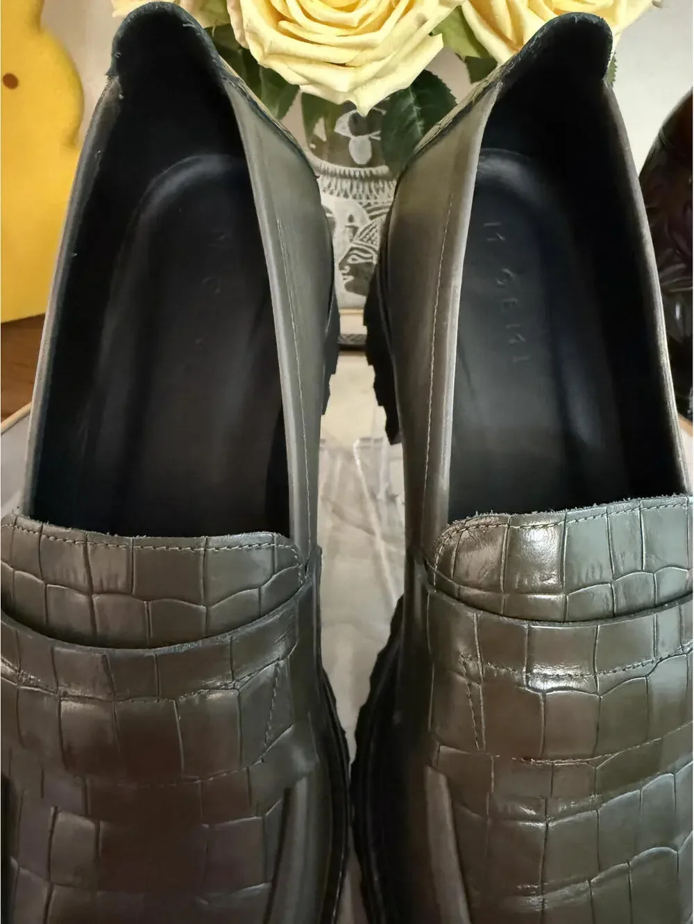M. Gemi NWOT Handmade Elsa Croco Printed Loafers-Size 40.5 / 9.5-Green